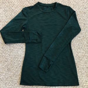 Medium PrAna “Breathe” crew neck top